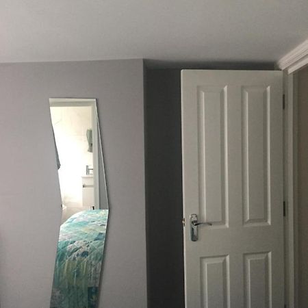 Home Away From Home Croydon Luaran gambar